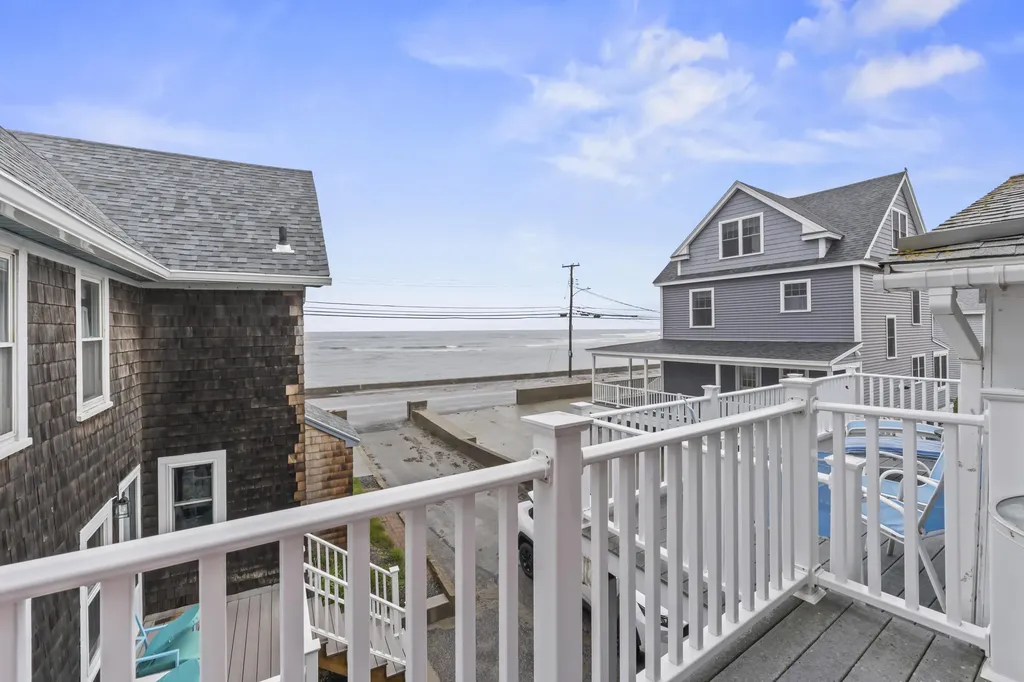 353 Webhannet Drive Wells ME 04090