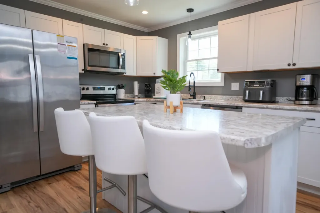 77 Starling Drive Bangor ME 04401