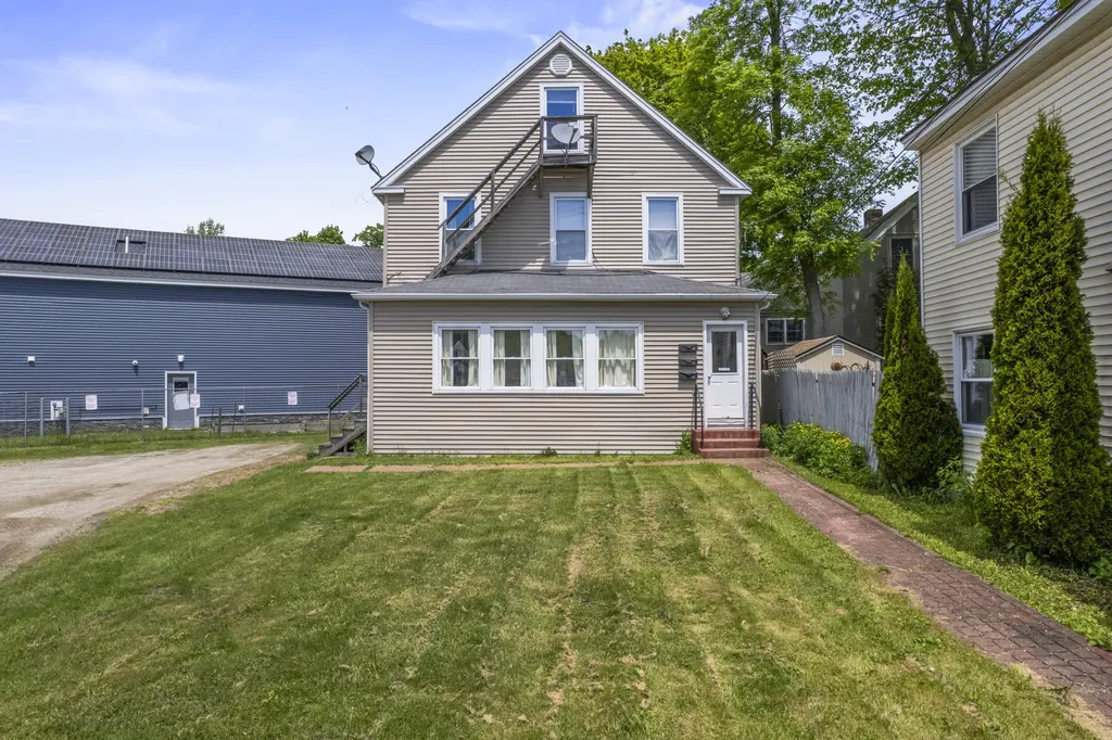 2 Union Street Lisbon ME 04252