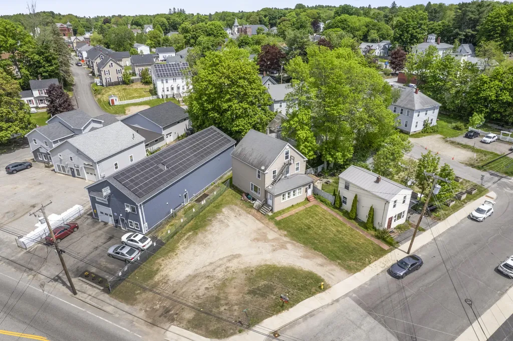 2 Union Street Lisbon ME 04252