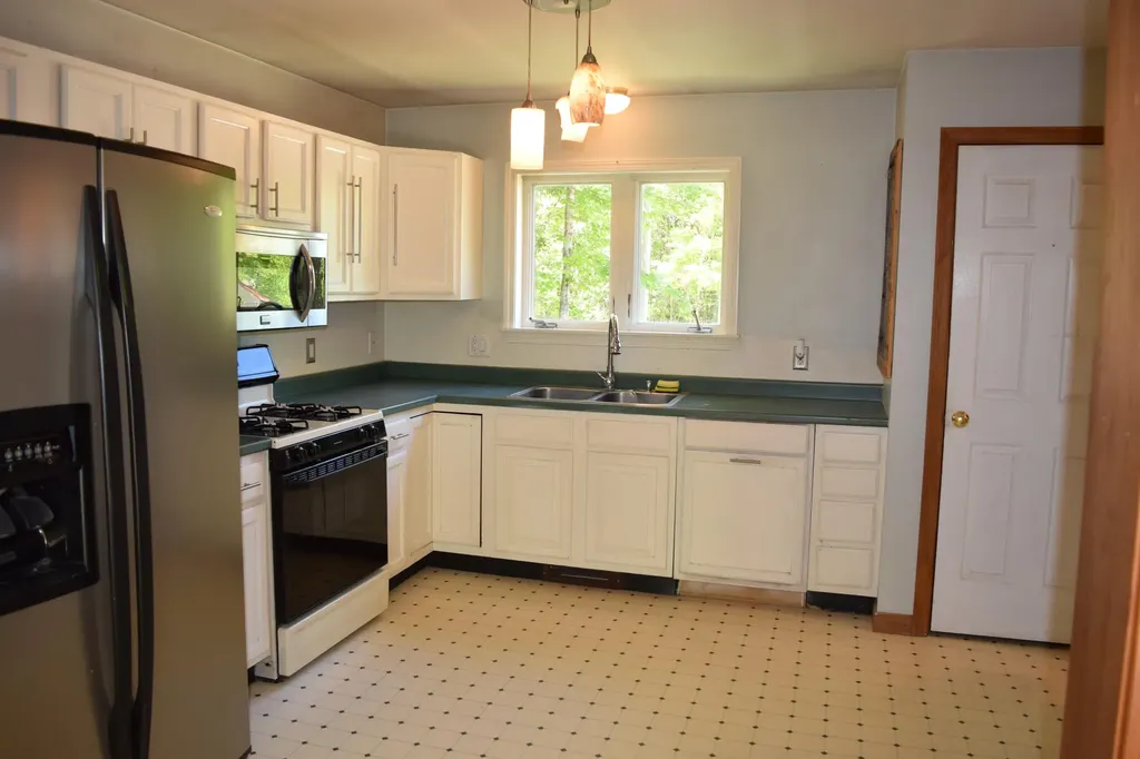 3 Echo Lane Phippsburg ME 04562