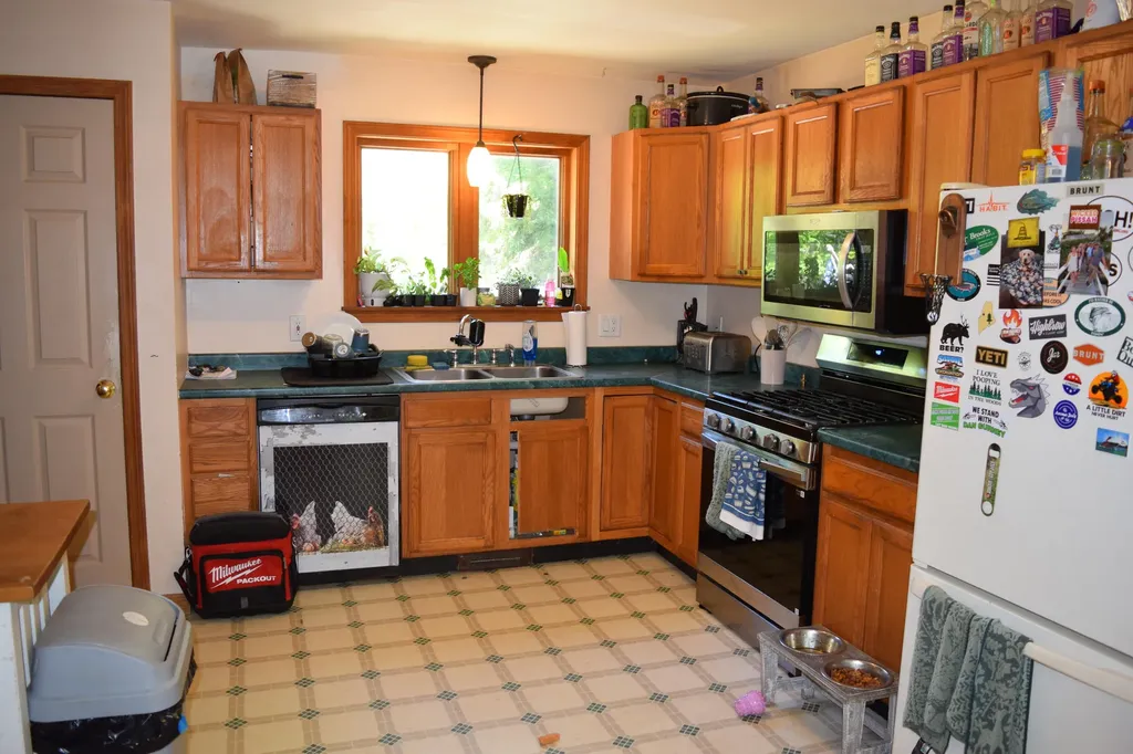 3 Echo Lane Phippsburg ME 04562
