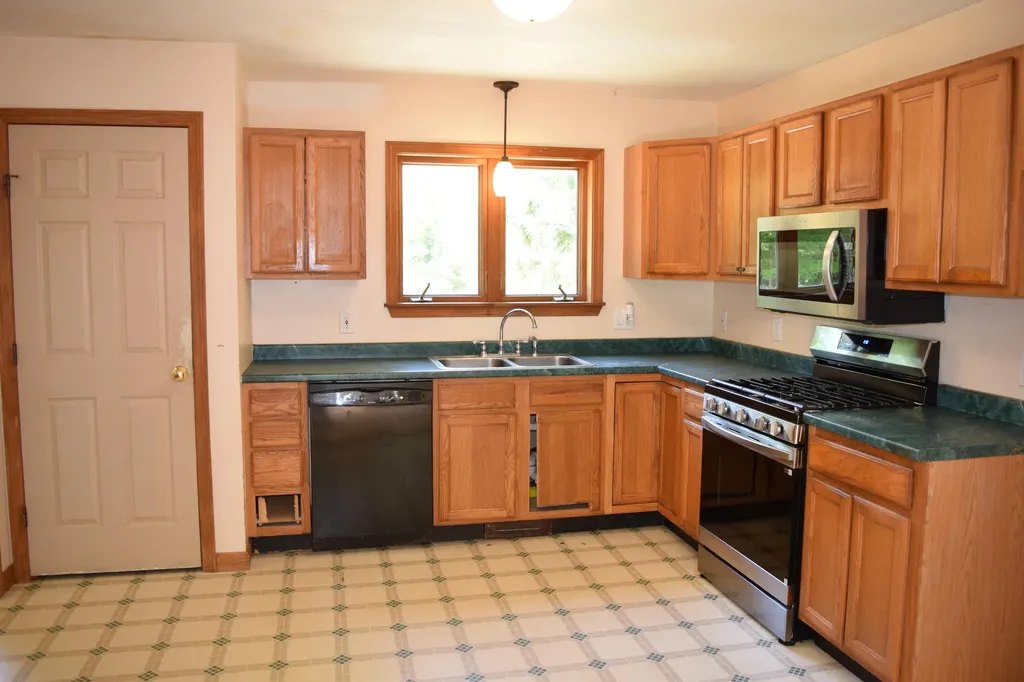 3 Echo Lane Phippsburg ME 04562