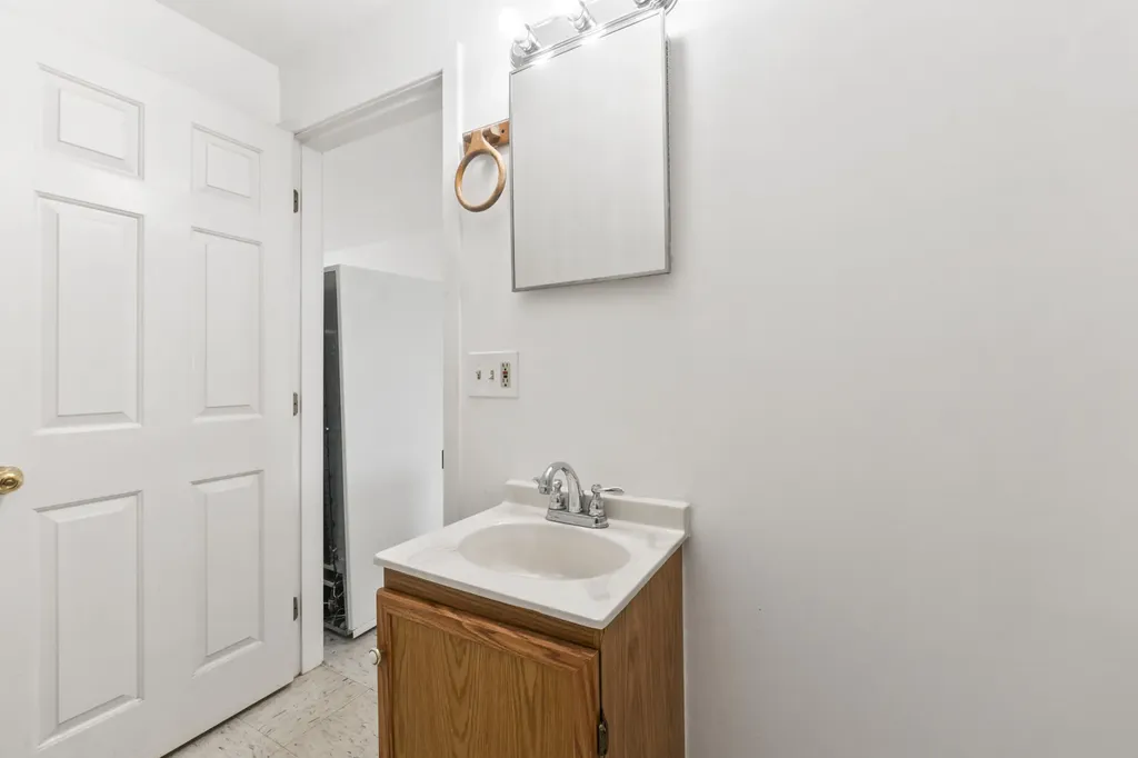2 Union Street Lisbon ME 04252