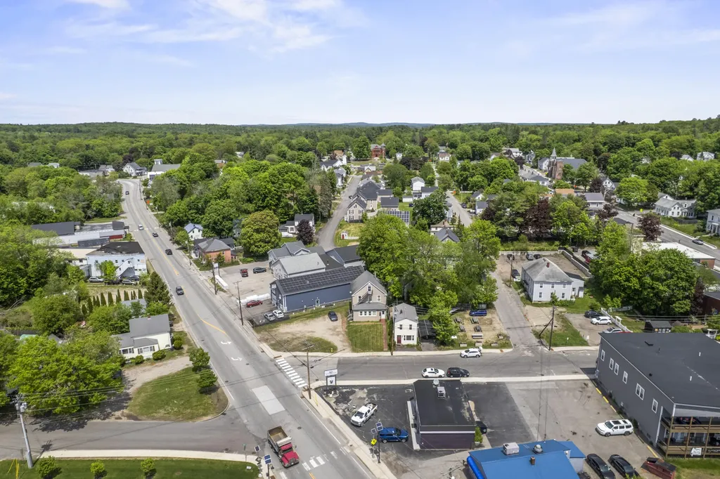 2 Union Street Lisbon ME 04252