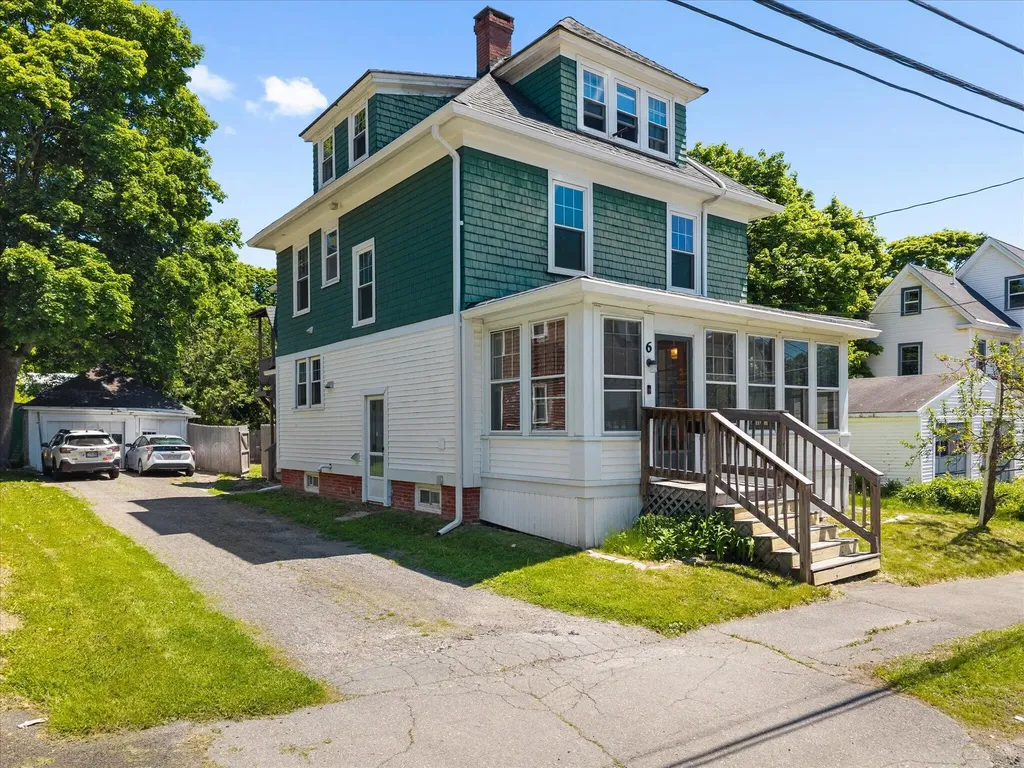 6 Chamberlain Street Brewer ME 04412
