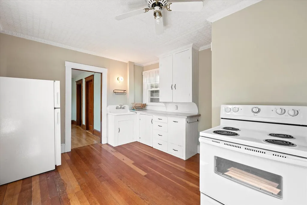 6 Chamberlain Street Brewer ME 04412