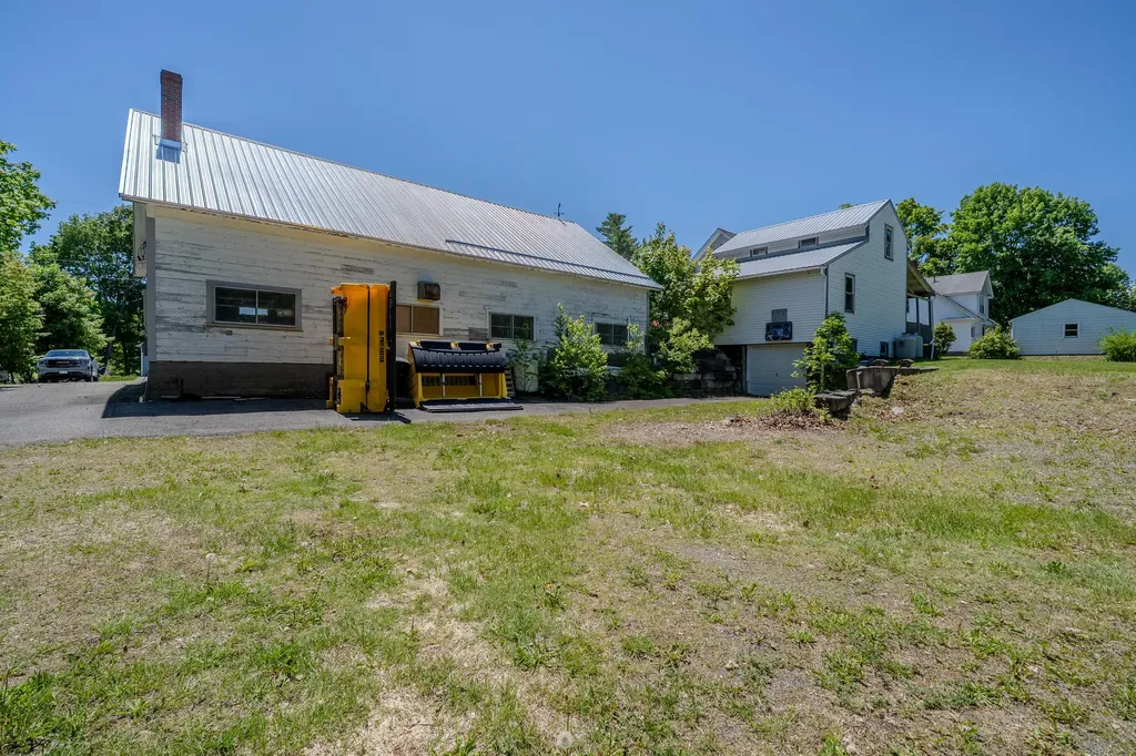 13 And 19 Pine Street Dexter ME 04930