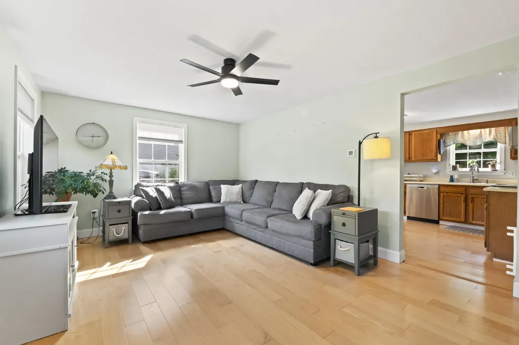 14 Willowdale Drive Gorham ME 04038
