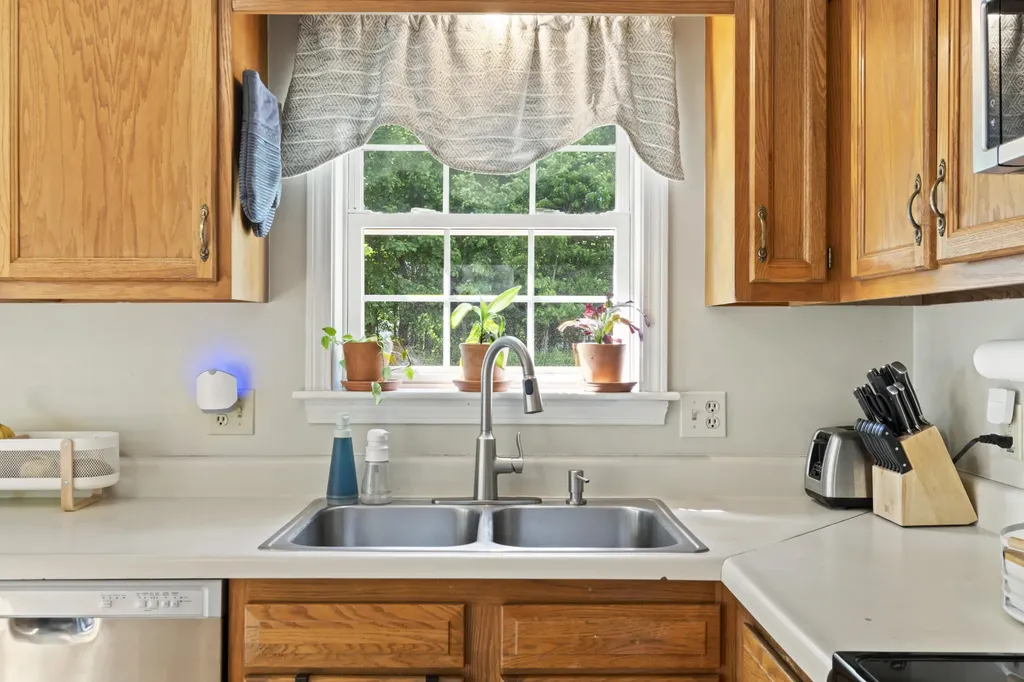 14 Willowdale Drive Gorham ME 04038