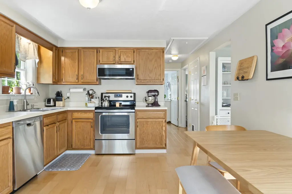 14 Willowdale Drive Gorham ME 04038