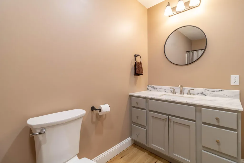 3279 Union Street Glenburn ME 04401