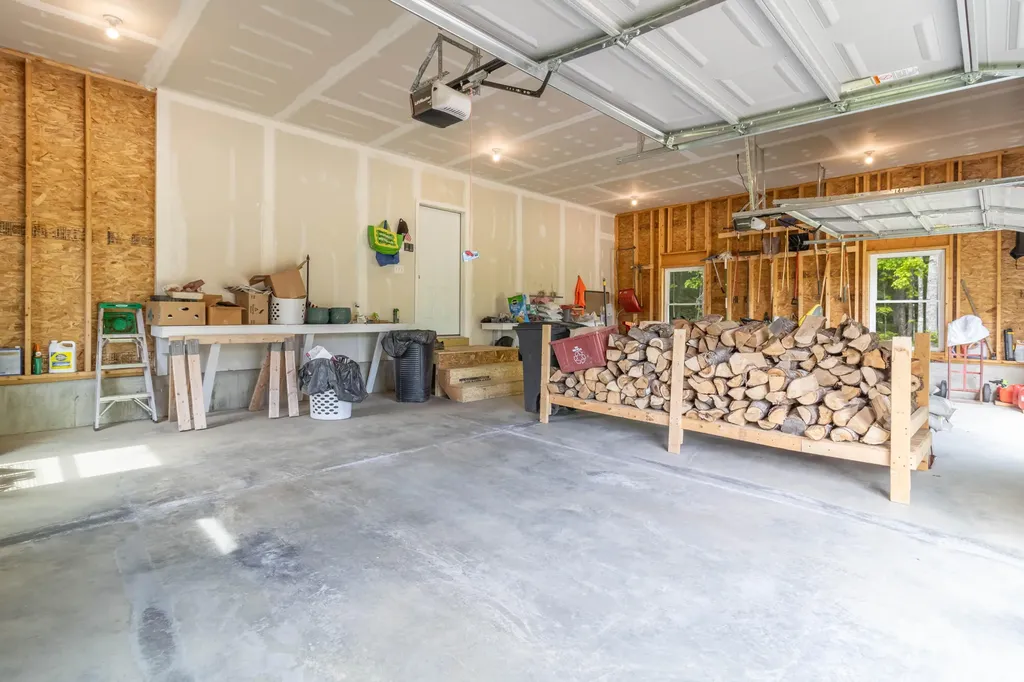 3279 Union Street Glenburn ME 04401