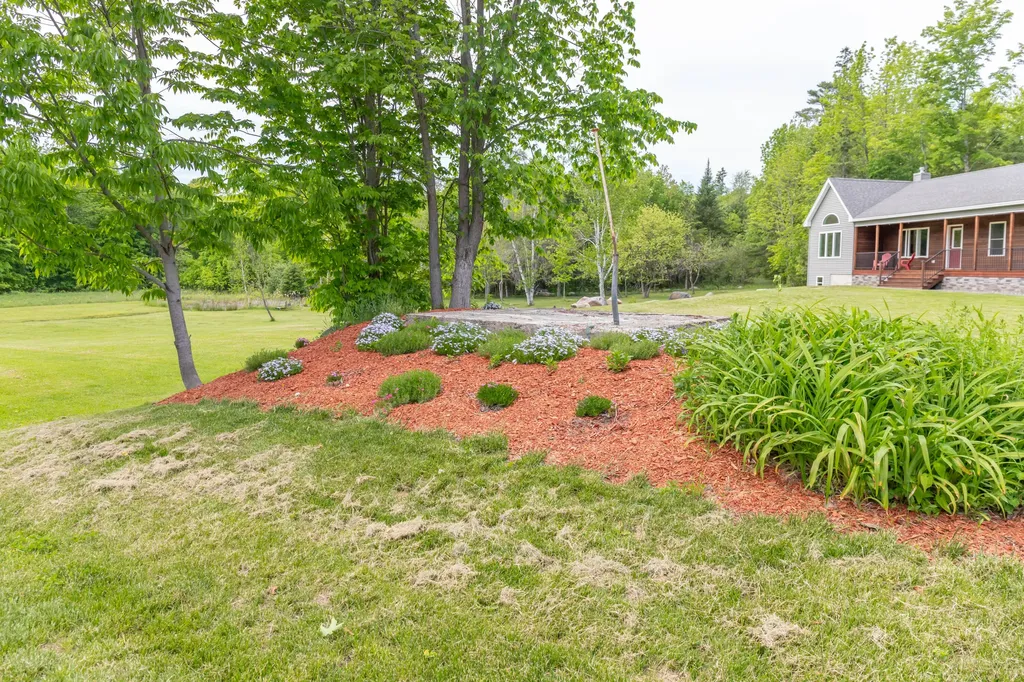 3279 Union Street Glenburn ME 04401