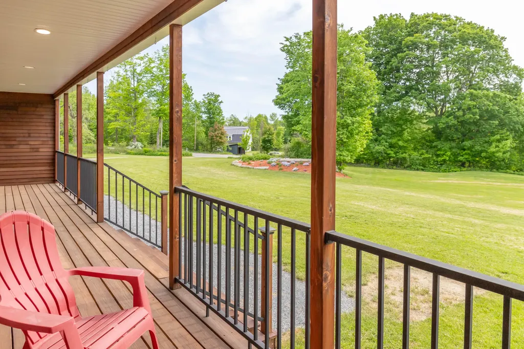 3279 Union Street Glenburn ME 04401