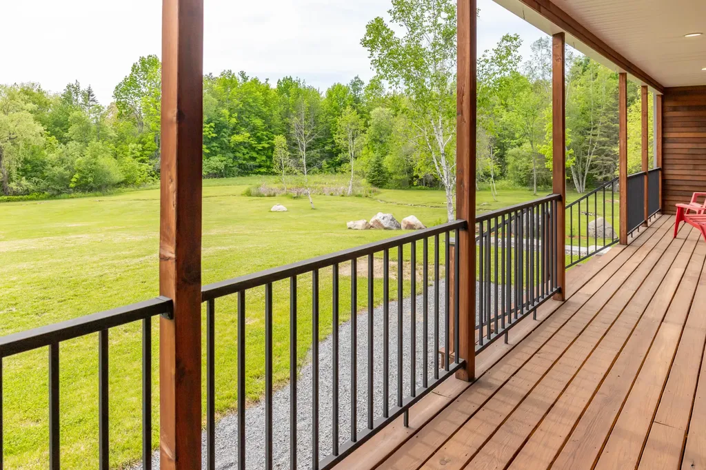 3279 Union Street Glenburn ME 04401