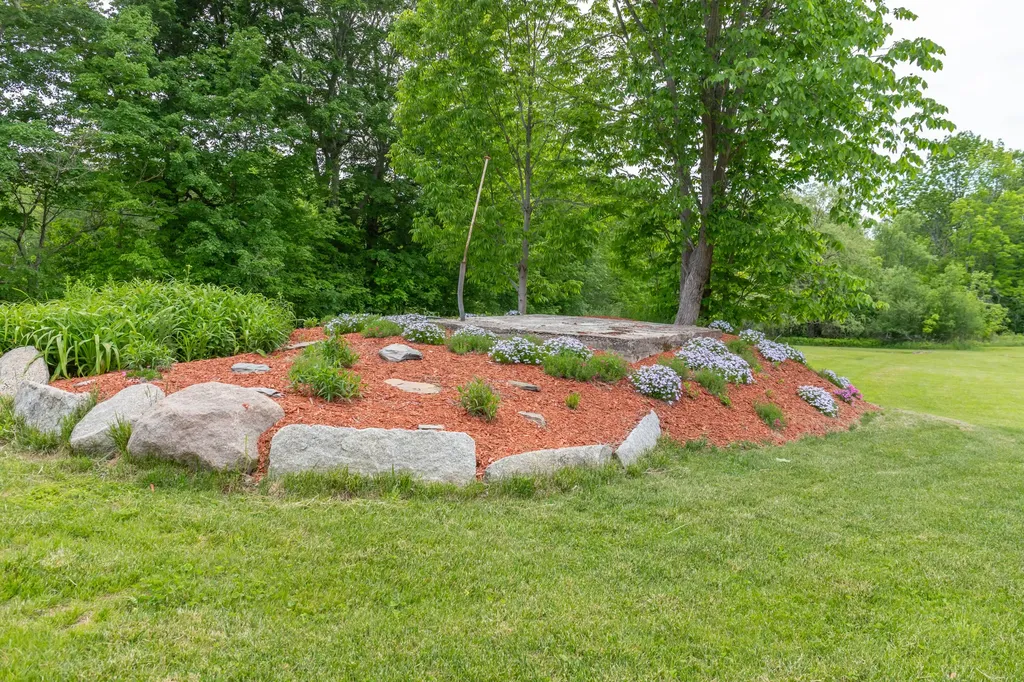 3279 Union Street Glenburn ME 04401