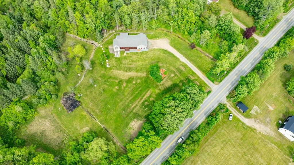 3279 Union Street Glenburn ME 04401