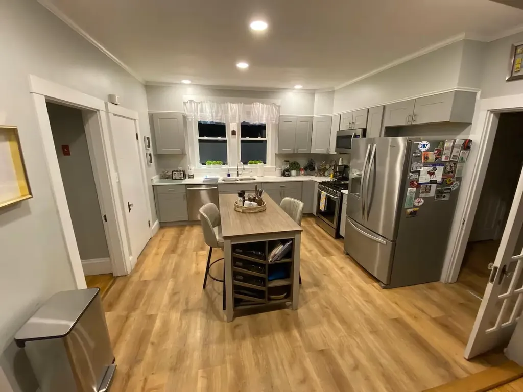 15 Maple Street Bangor ME 04401