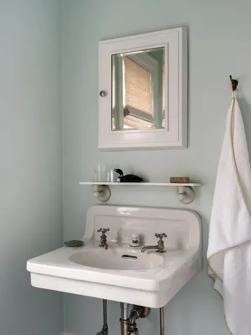 13 Foreside Road Falmouth ME 04105