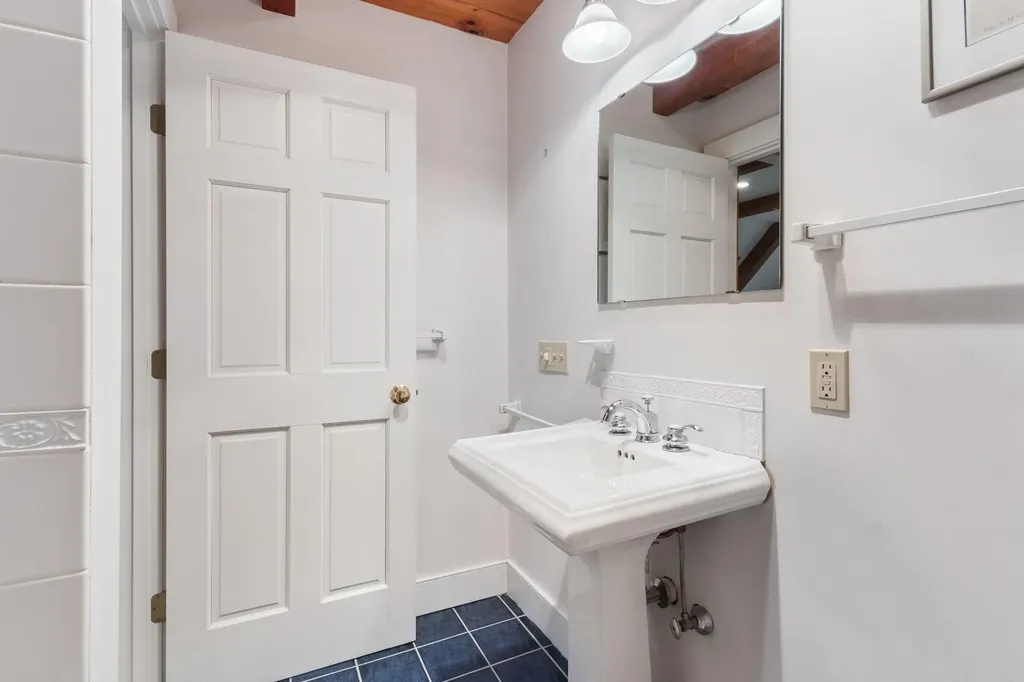 13 Osprey Lane Cushing ME 04563