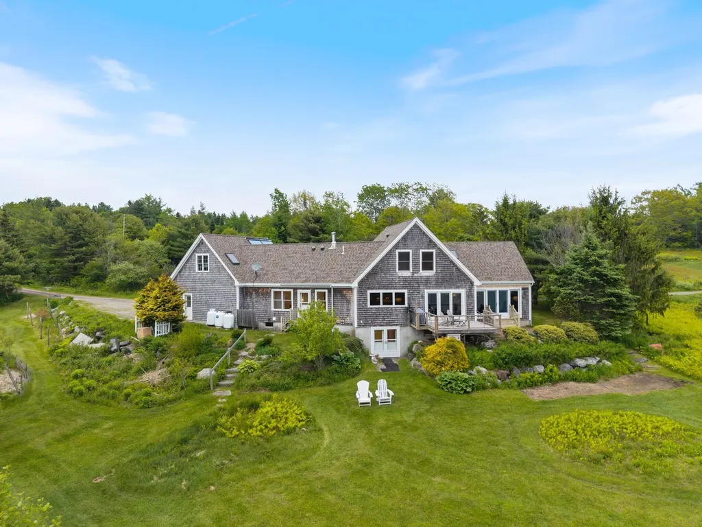 13 Osprey Lane Cushing ME 04563
