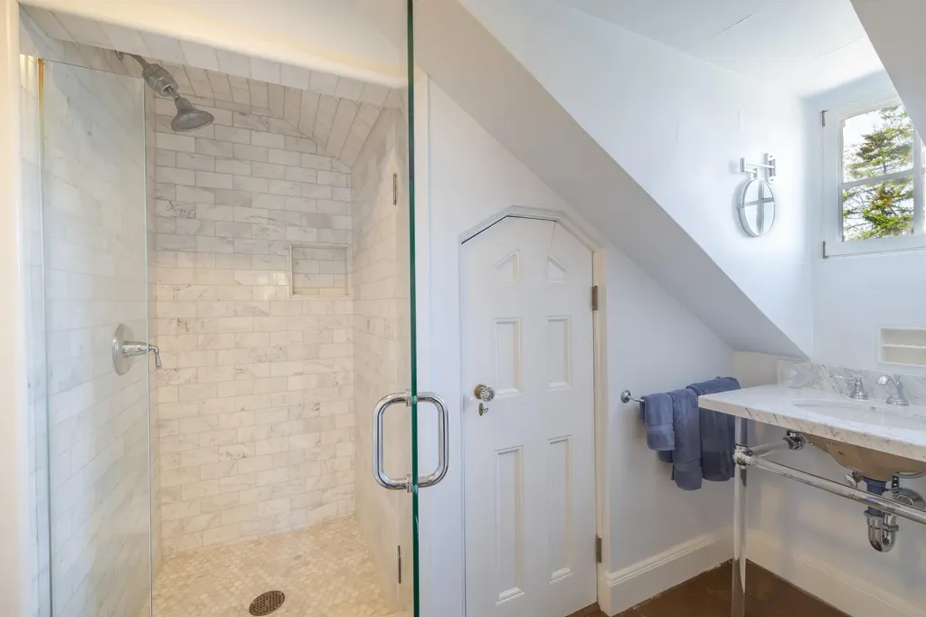 6 Cliffhanger Lane, Seal Harbor Mount Desert ME 04675