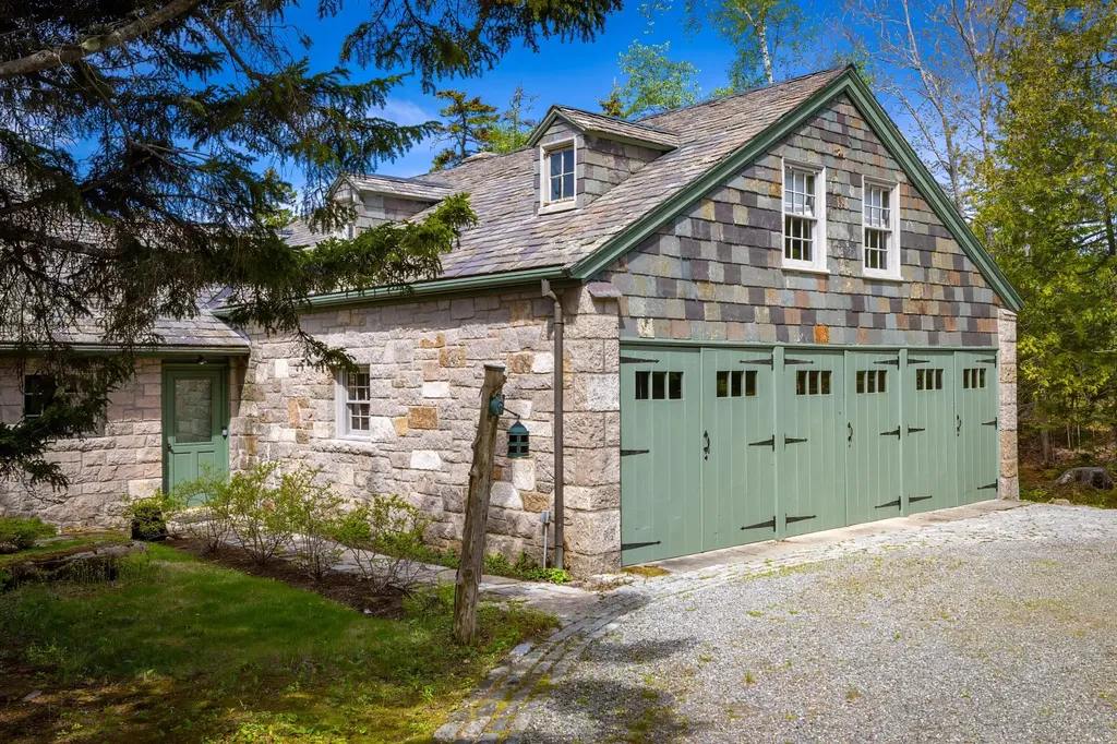6 Cliffhanger Lane, Seal Harbor Mount Desert ME 04675
