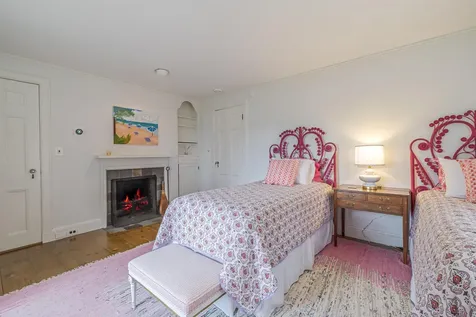 6 Cliffhanger Lane, Seal Harbor Mount Desert ME 04675