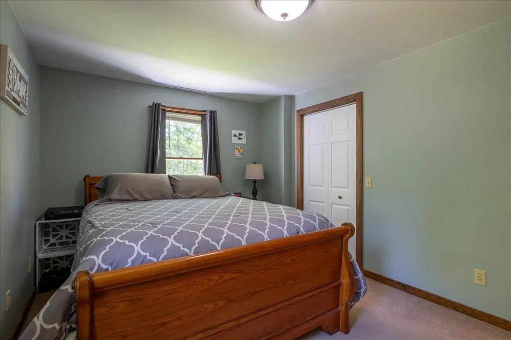 131 Bayside W Owls Head ME 04854