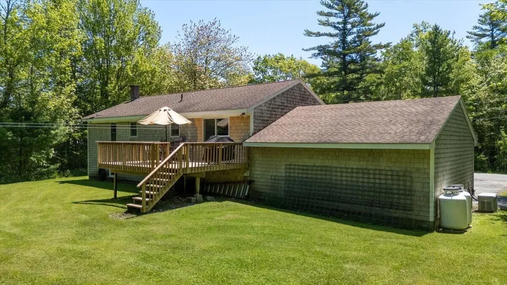 131 Bayside W Owls Head ME 04854
