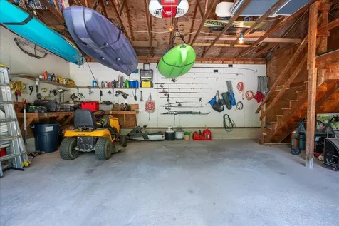 131 Bayside W Owls Head ME 04854