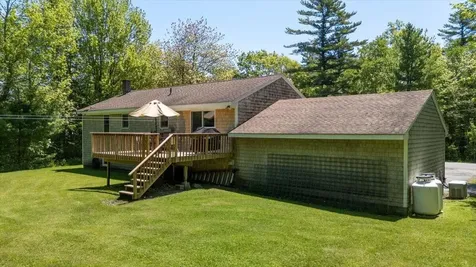 131 Bayside W Owls Head ME 04854