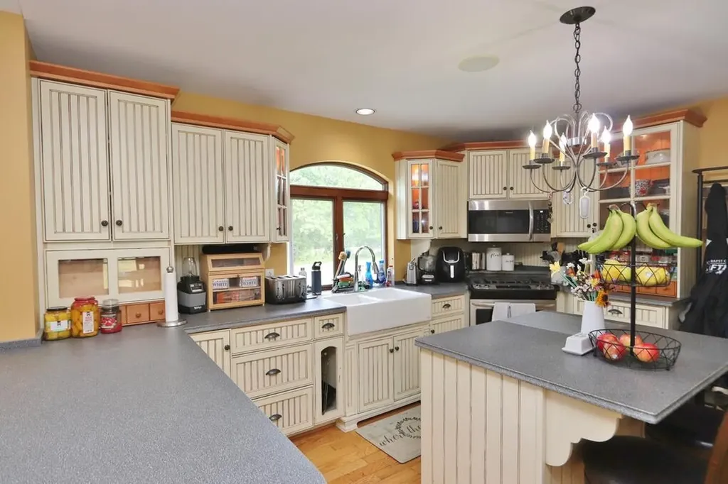 45 Grandview Drive Eddington ME 04428