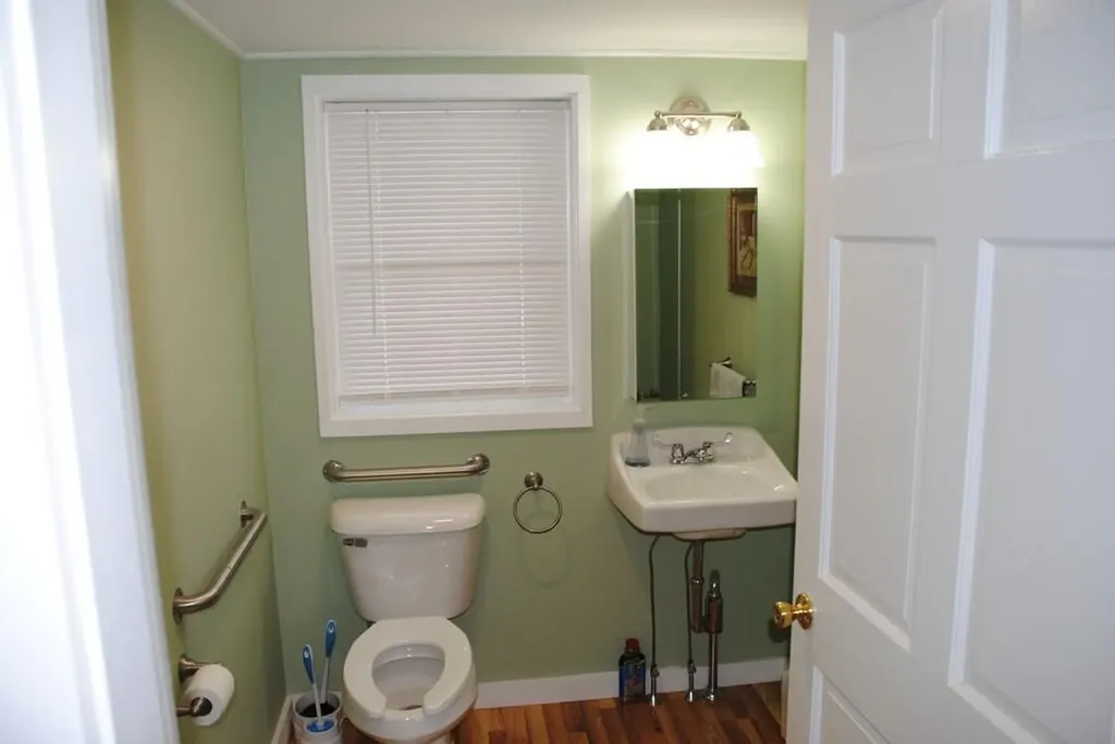 76 And 80 Sewall Street Augusta ME 04330