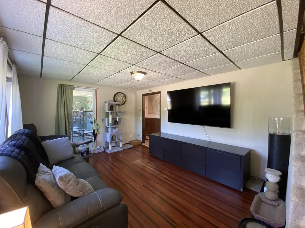 108 Union Street Orono ME 04473