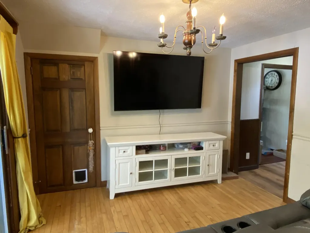 108 Union Street Orono ME 04473
