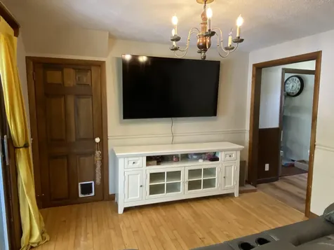 108 Union Street Orono ME 04473