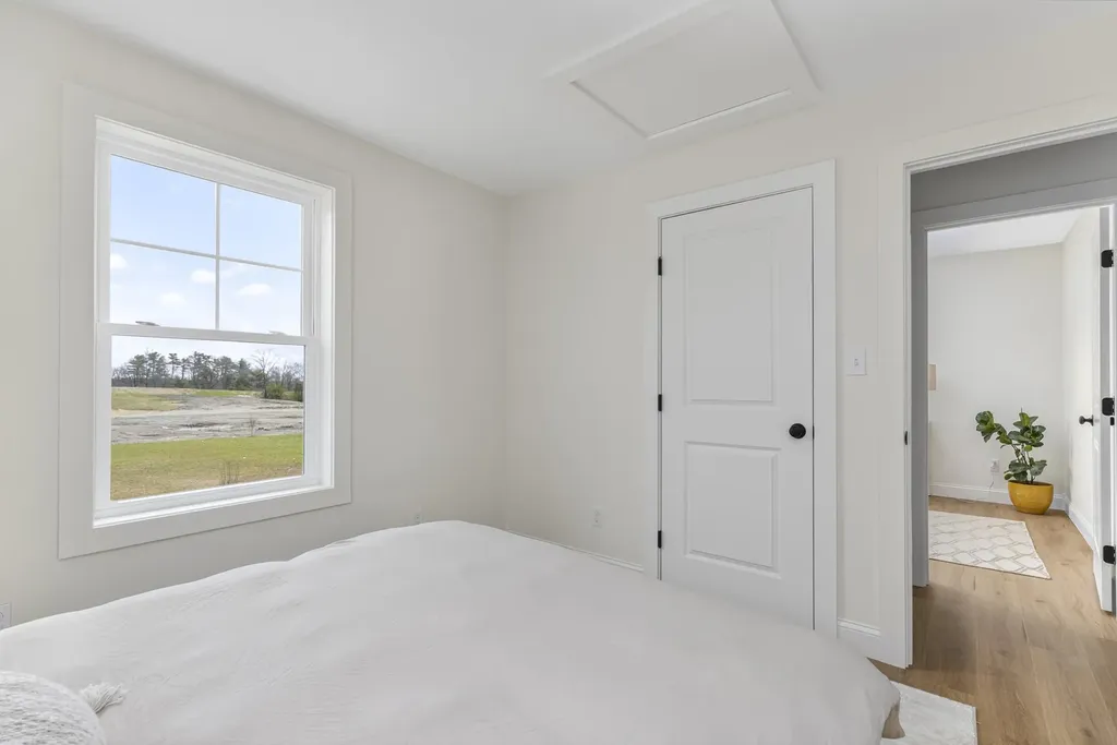 33 Feldspar Lane Cumberland ME 04021