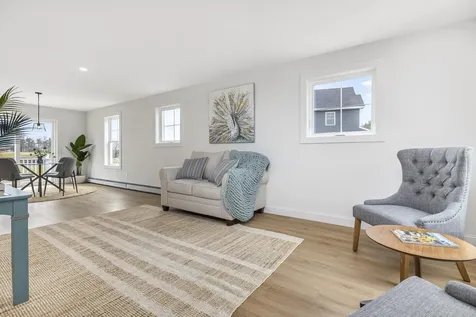 33 Feldspar Lane Cumberland ME 04021