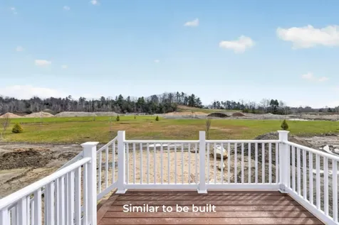 33 Feldspar Lane Cumberland ME 04021