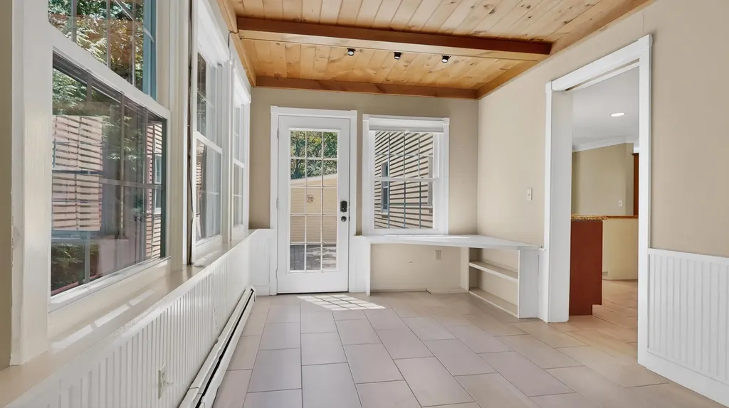 39 Village Woods Circle Gorham ME 04038