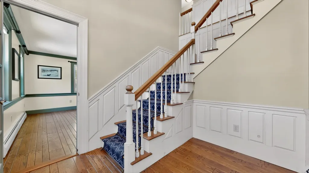 39 Village Woods Circle Gorham ME 04038