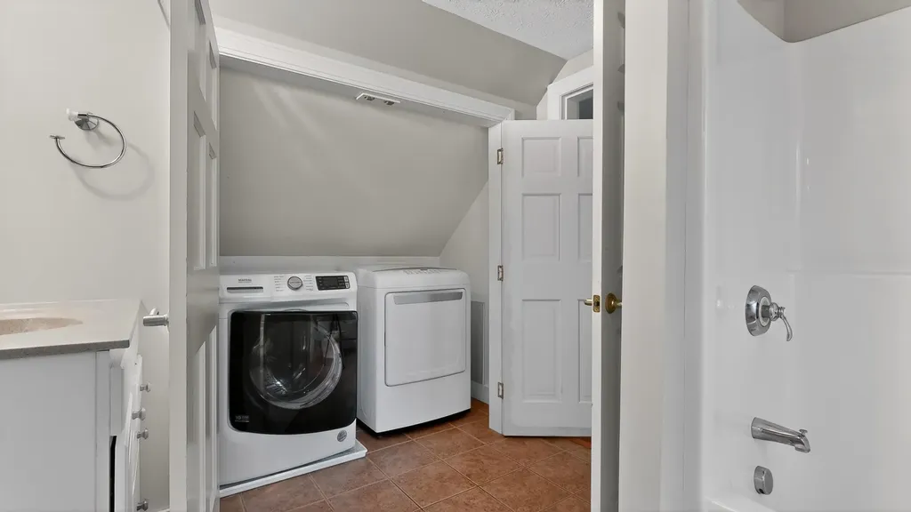 39 Village Woods Circle Gorham ME 04038