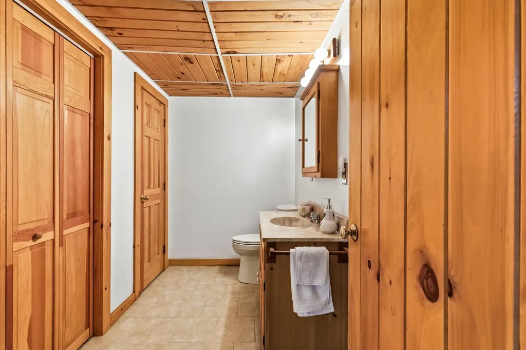 22 Heniger Park Road Otisfield ME 04270