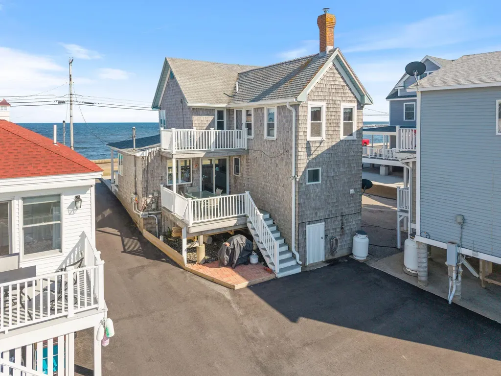 351 Webhannet Drive Wells ME 04090