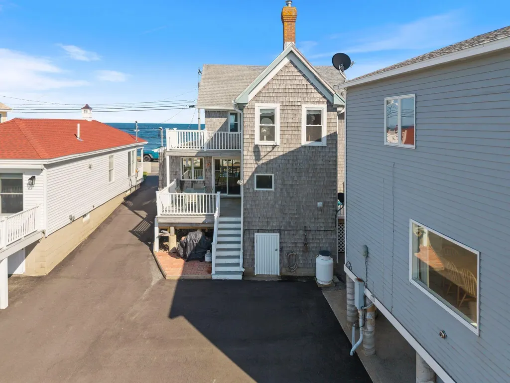 351 Webhannet Drive Wells ME 04090