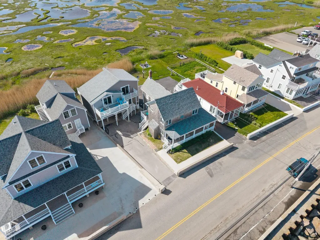351 Webhannet Drive Wells ME 04090