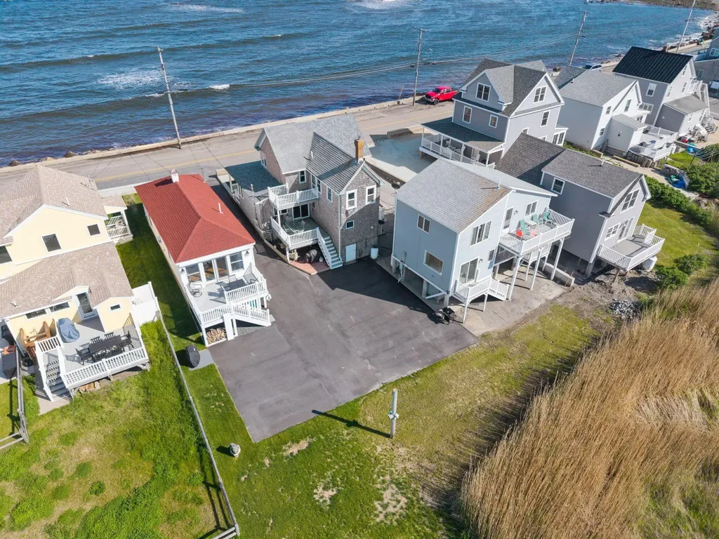 351 Webhannet Drive Wells ME 04090