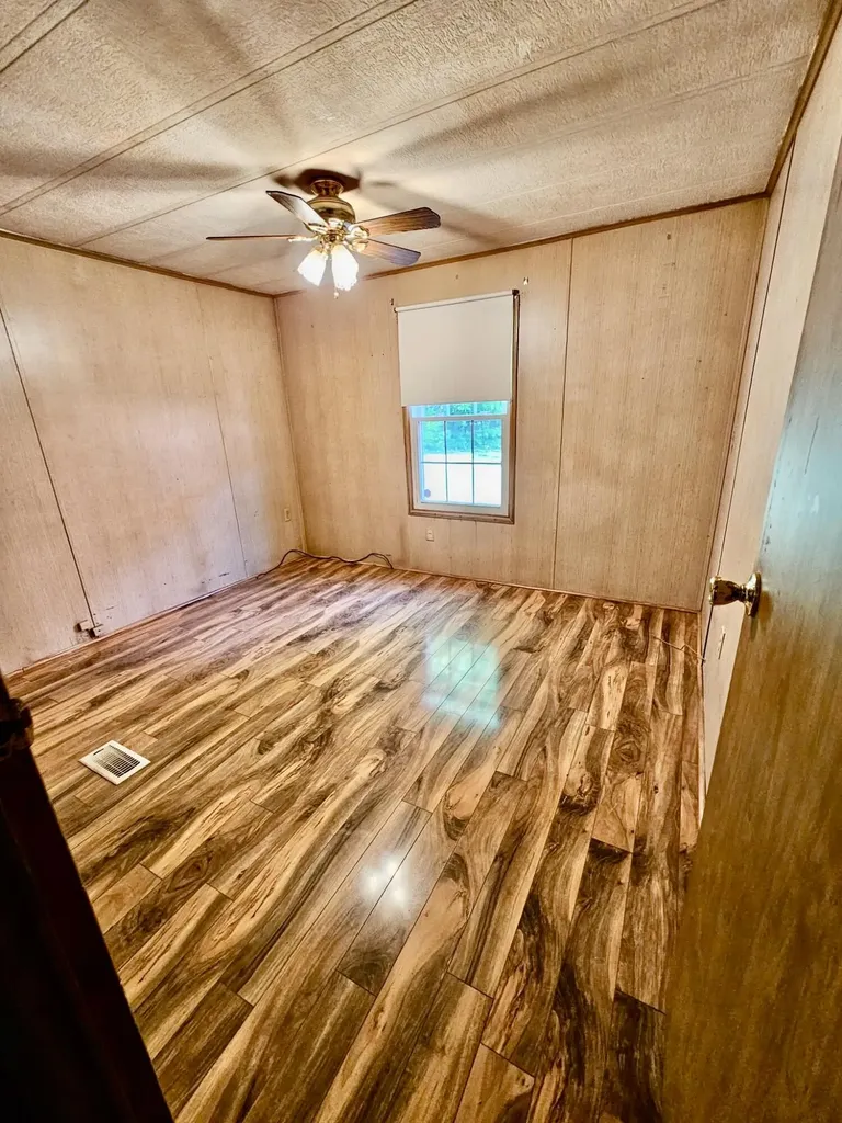 4 Crestview Drive Lewiston ME 04240